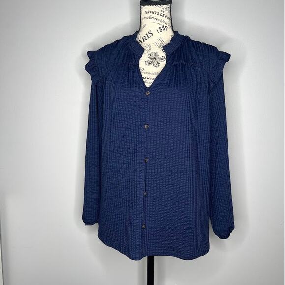 Kaileigh (S) Lev Ruffle Detail Knit Top - Stitch Fix V-Neck Button Front - Picture 13 of 13